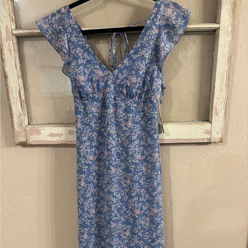 🦋 Blue Floral Midi Dress with Ruffle Sleeves
